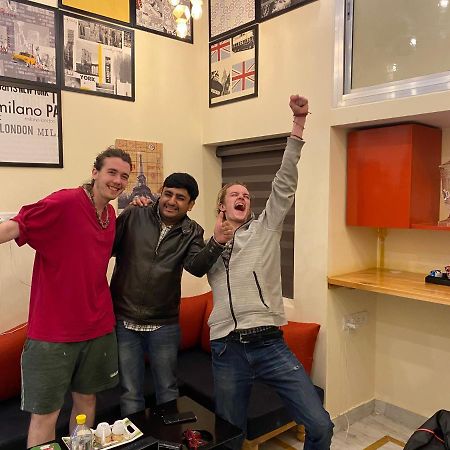 Backpackers Den Hostel Lucknow Bagian luar foto