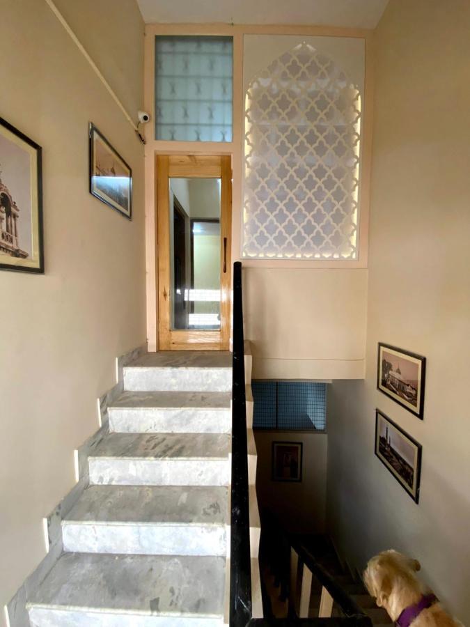 Backpackers Den Hostel Lucknow Bagian luar foto