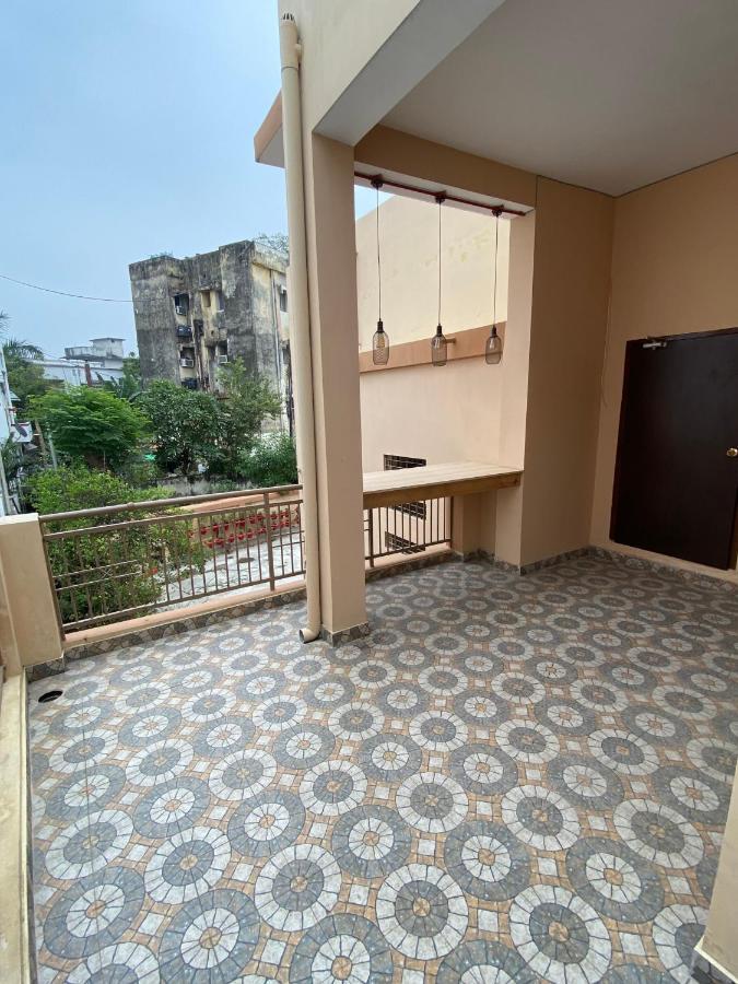 Backpackers Den Hostel Lucknow Bagian luar foto